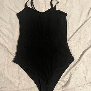 Active Basic Elegant Black Top